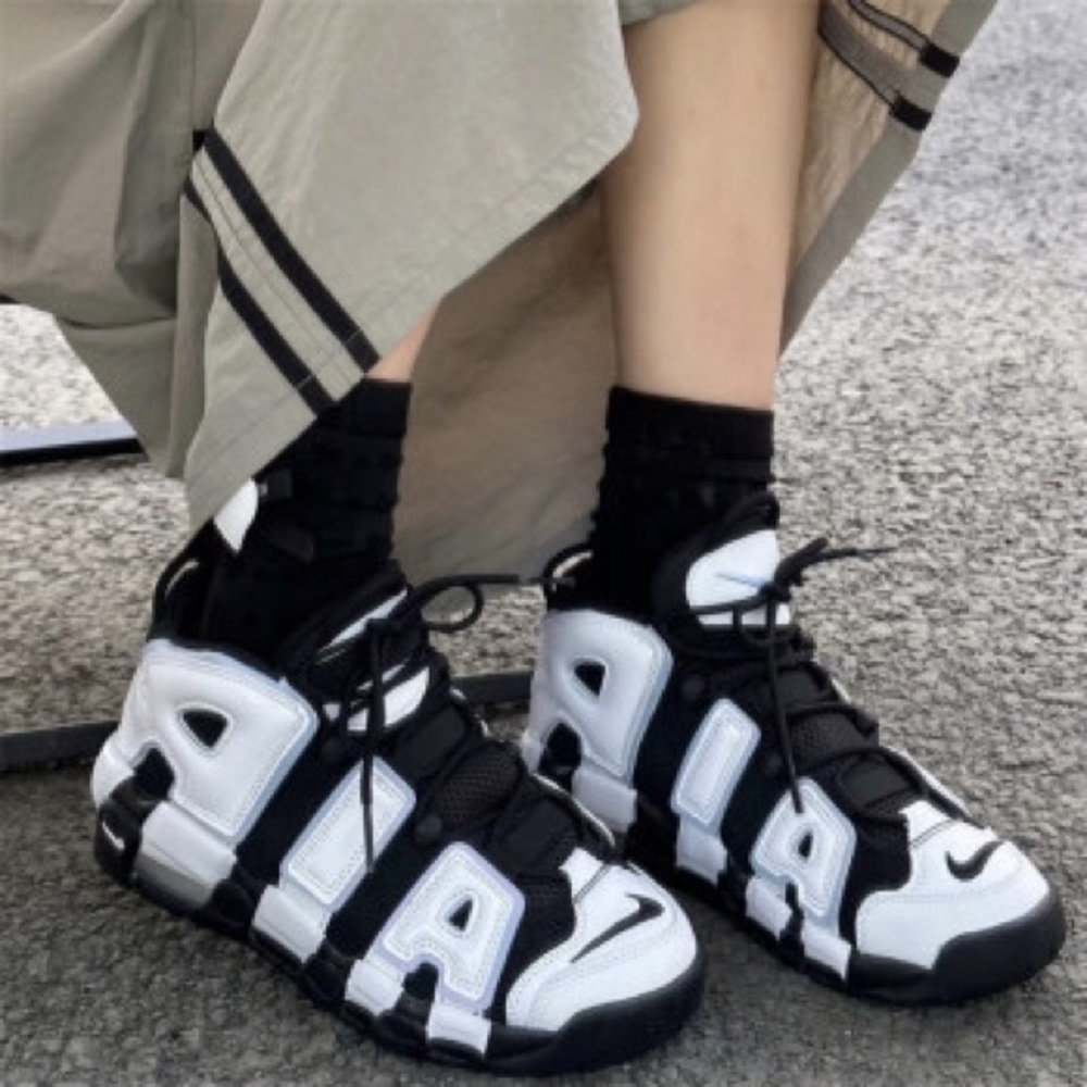 Nike Grade School Air More Uptempo DQ6200 001